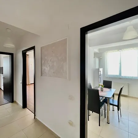 Summerland Apartament
